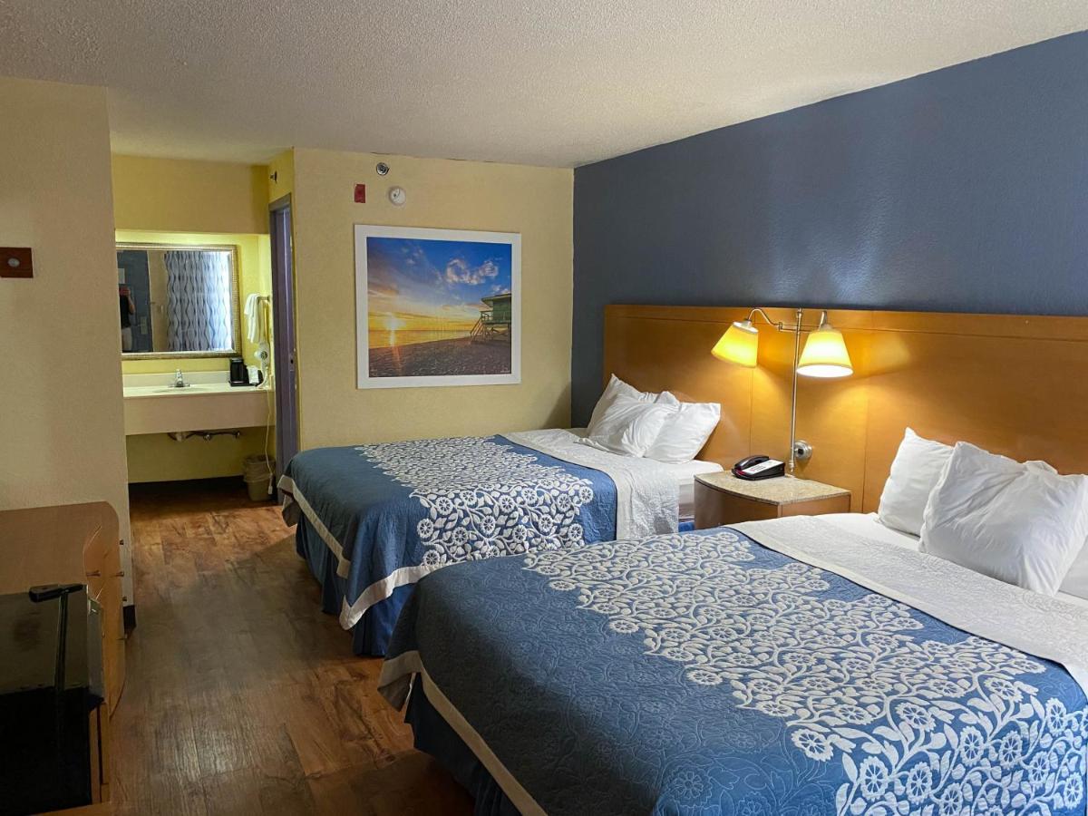 Motel 6 Savannah Ga Gateway & I95 Eksteriør billede