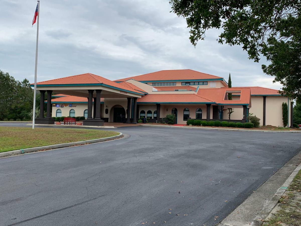 Motel 6 Savannah Ga Gateway & I95 Eksteriør billede