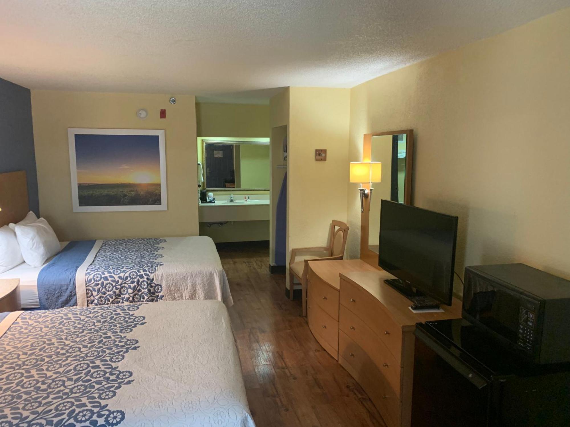 Motel 6 Savannah Ga Gateway & I95 Eksteriør billede